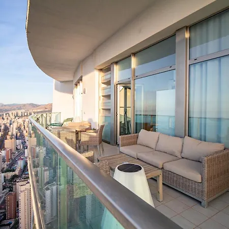 Sunny Penthouse On The 41st Floor In Torre Lugano, With Pool And Garage Apartment *