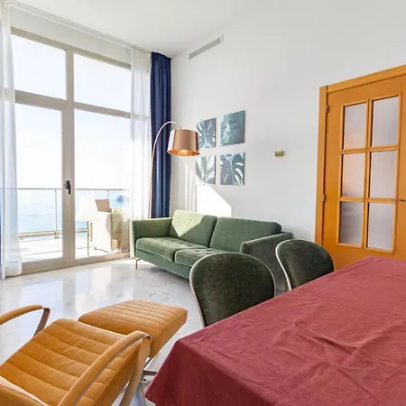 Sunny Penthouse On The 41st Floor In Torre Lugano, With Pool And Garage Apartment *