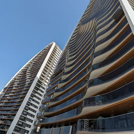 Sunset Waves Sea & Light Apartment