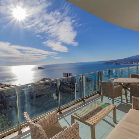 Apartment Sunny Penthouse On The 41st Floor In Torre Lugano, With Pool And Garage Benidorm