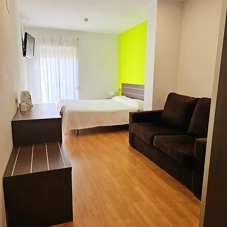 Clopy Rocamar Hotel