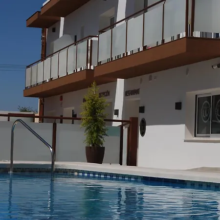 Moli Boutique 3*