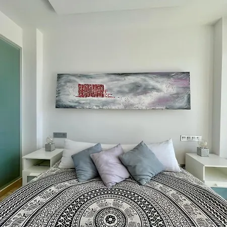 Poniente Lux Apartment *