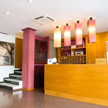 Celymar Hotel *