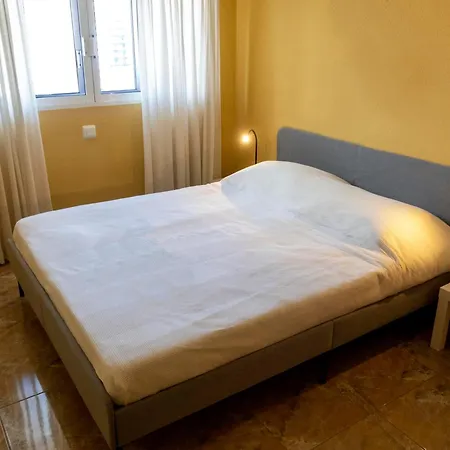 Las Palmeras 15d Apartment