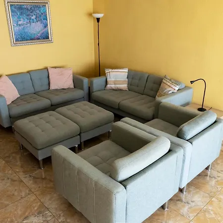 Las Palmeras 15d Apartment