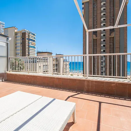 Penthouse El Pato 872 Levante بينايدورم