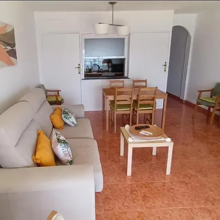 Acapulco Luxe Piso 3 En 1a Linea Playa Poniente Vistas Al Mar Espectaculares Y De Luxe Con Acceso A Piscina Y Garaje Privado Apartment Benidorm