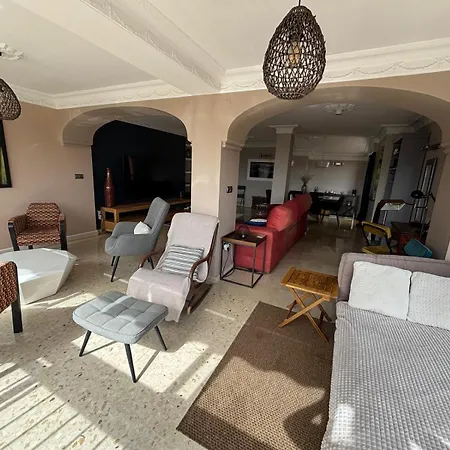 Avec Vue Sur La Et Les Montagnes 360 M De La Appartement Benidorm