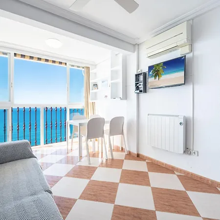 Damas 23-e Levante Apartment *
