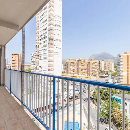 Familias En Edificio Acacias *