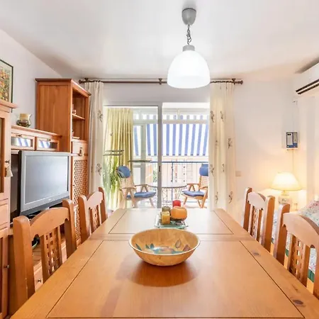 Apartment Familias En Edificio Acacias *