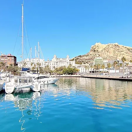 Botel Motor Yacht Alicante Benidorm