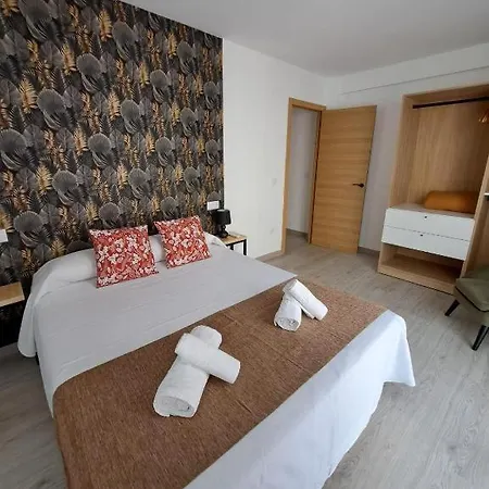 Aparthotel Chloe Trg *
