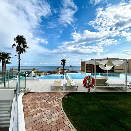 Sunset Cliffs Seasonal דירה בנידורם