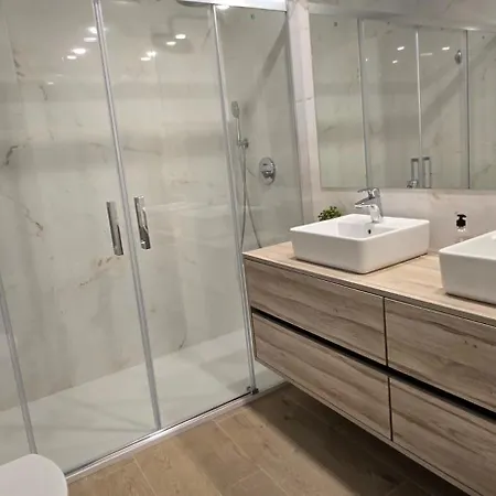 Apartment 20 - Arena