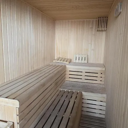 20 - Arena Apartment *