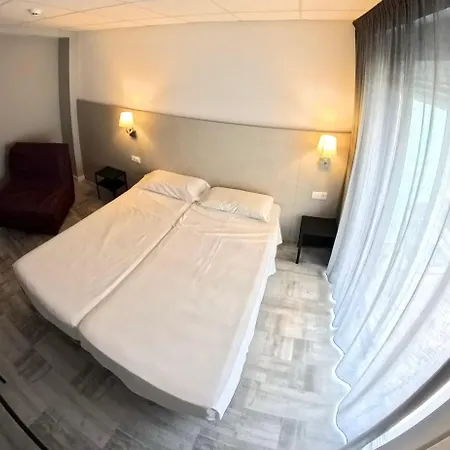 Hotel Bed And Breakfast Benidorm Benidorm