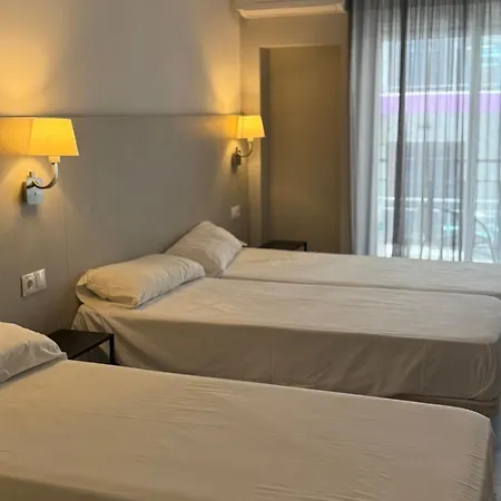 Hotel Hotel Bed And Breakfast Benidorm 2*