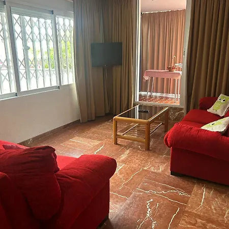 Benidorm Beach Apartment * بينايدورم