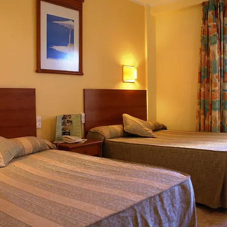 Hotel Benidorm East By Pierre & Vacances Hotel