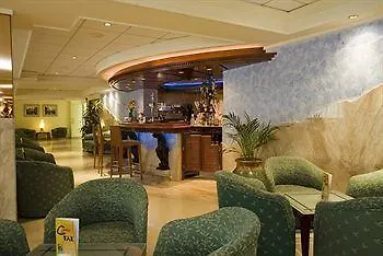 阿维尼达公寓 公寓式酒店 貝尼多姆