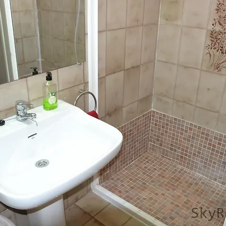 El Centro - Av Europa Appartement *