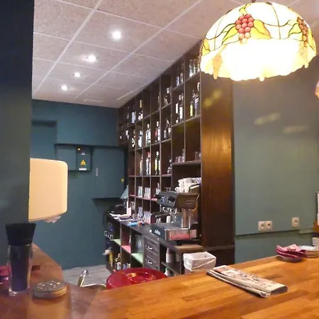 Olympia Hotel 3*