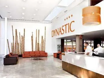 Hotell & Dynastic 4*