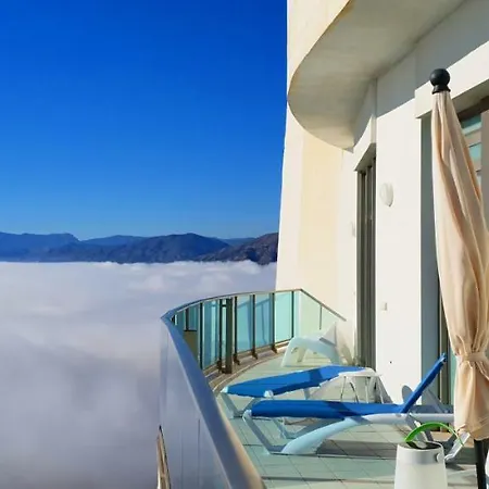Deluxe Penthouse On The 42nd Floor With Amazing Sea Views Apartman *