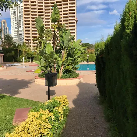Paraiso 10 Blueline Apartment *