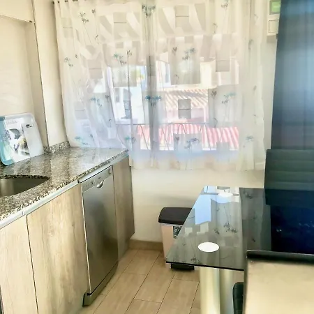 Apartment Recently Refurbished Center *