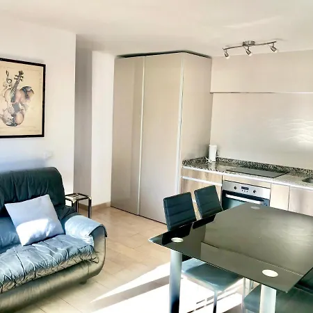 Apartment Recently Refurbished Center *