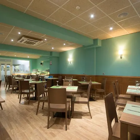 Olympia Hotel 3*