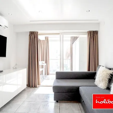 Epic Sea Views L Modern And Chic L Reformed With Aircon L Free Welcome Pack L Eva *