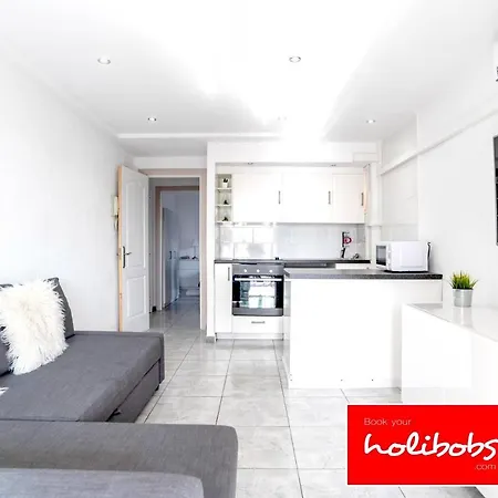 Epic Sea Views L Modern And Chic L Reformed With Aircon L Free Welcome Pack L Eva Apartment *
