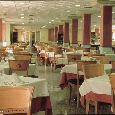 Marina Hotel 4*
