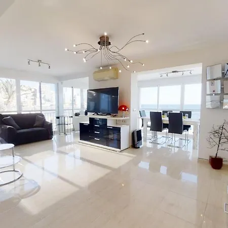 Apartment Luxury Beachfront Benidorm