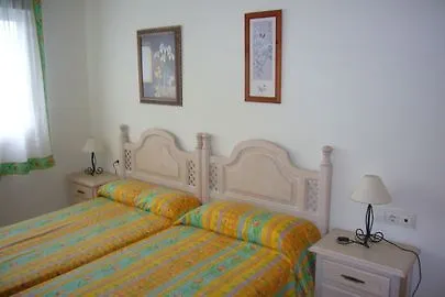 Gemelos 22 - * Benidorm