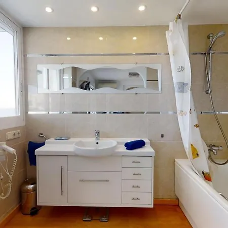 Apartment Luxury Beachfront *