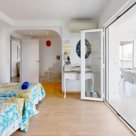Luxury Beachfront Apartment Benidorm