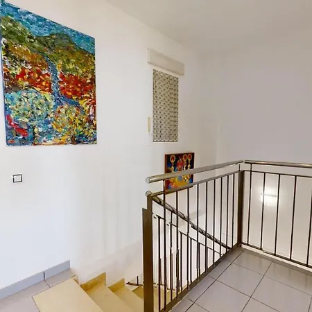 Apartment Infinity