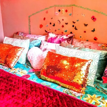 Deluxe Garden Flat Near Terra-Mitica