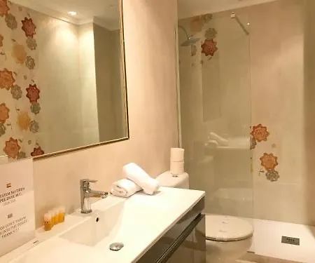 Apartment Levante Seafront *