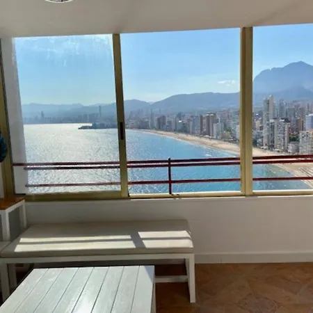 Ideal 1 Apartment