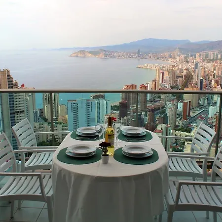 Skyline 33 Two Bedroom With Sea Views Apartment *