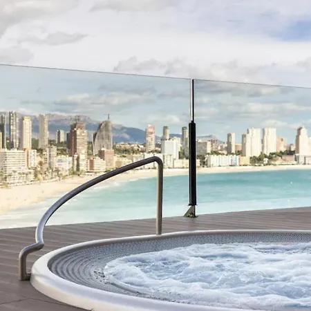 Luxury With Private Hot Tub By Poniente
