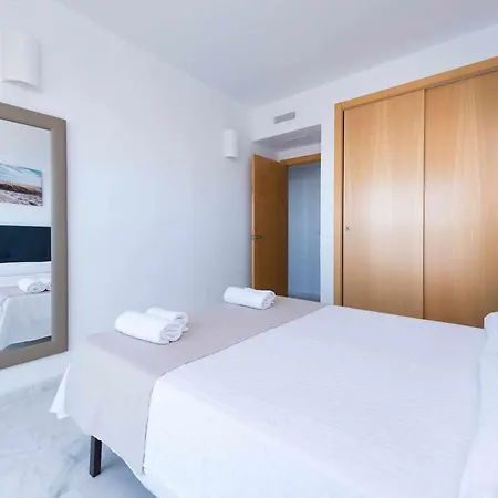 Apartment High Rise On The 39th Floor With Private Terrace And Sea Views *