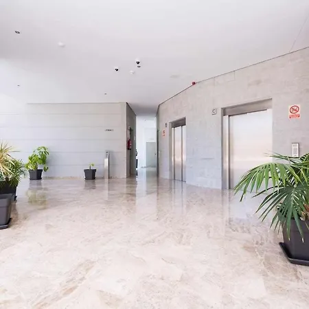 High Rise On The 39th Floor With Private Terrace And Sea Views Apartment