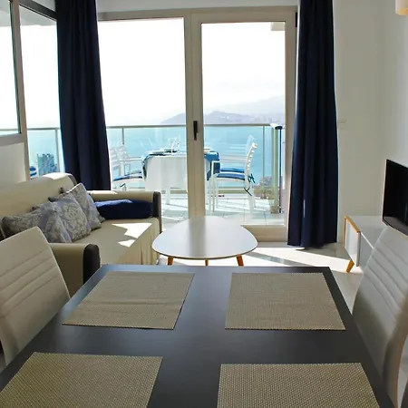 Skyline 34 Amazing With Private Terrace And Sea Views *